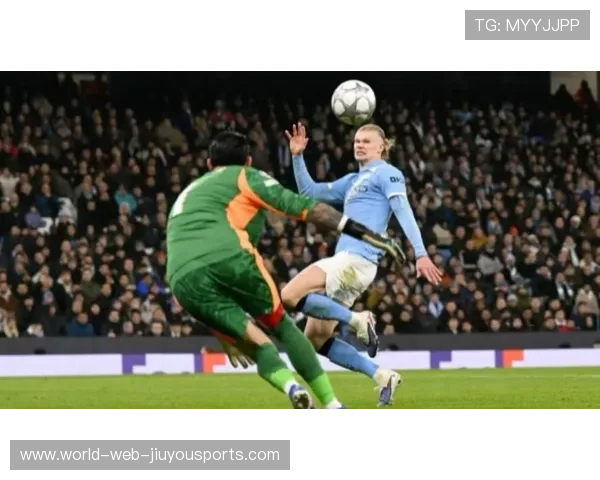 哈兰德无球表现惊艳，瓜迪奥拉前锋体系初见成效，哈兰德踢什么位置