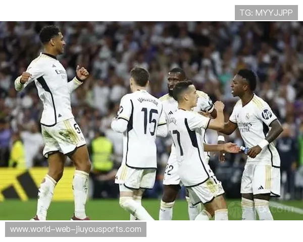 皇马锁定拜仁26岁中卫,2进2出完成重建助球队焕新颜,皇马1-9拜仁 皇马锁定拜仁26岁中卫,2进2出完成重建助球队焕新颜,皇马1-9拜仁